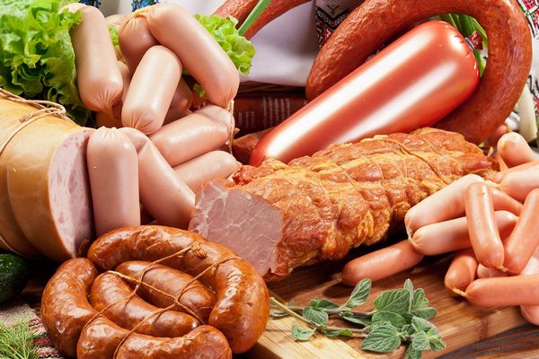 Роспотребнадзор оценил долю небезопасной мясной продукции на рынке