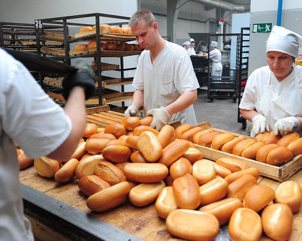 Пекари пожаловались в ФАС на заморозивших цены ритейлеров
