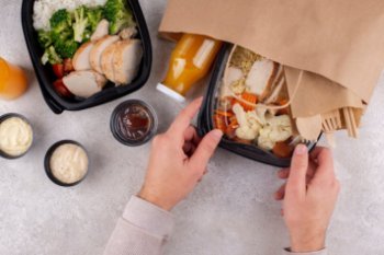 Ozon fresh запустит доставку горячих блюд
