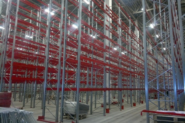В Подмосковье строят самый высокий склад в Европе