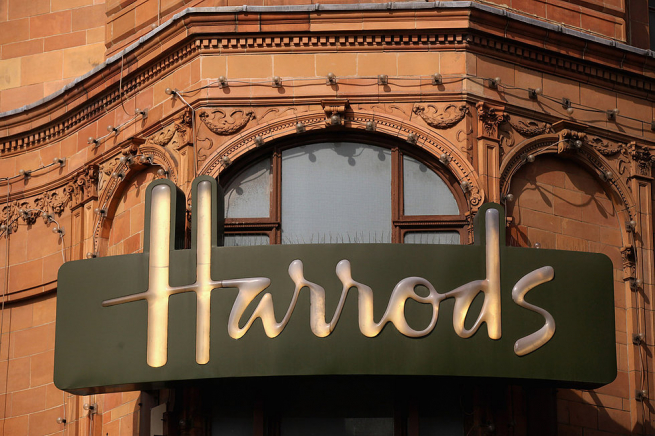 Harrods откажется от пластиковых пакетов