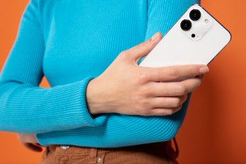 Высокие цены сдержали спрос на новые iPhone | New Retail