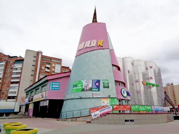 Часть кемеровского ТЦ выставили на продажу за 30 млн рублей