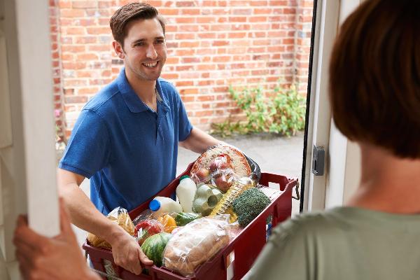 Онлайн-траты россиян на продукты и лекарства выросли более чем в 7 раз Онлайн-траты россиян на продукты и лекарства выросли более чем в 7 раз