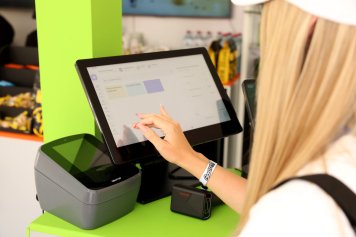 Эвотор представил новый сервис для автоматизации HoReCa и умный пинпад