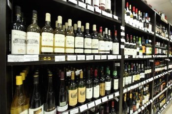 Исследование: Россияне не хотят экономить на алкоголе