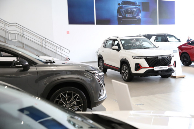 Новые автомобили в РФ за 10 лет стали дороже более чем в три раза Новые автомобили в РФ за 10 лет стали дороже более чем в три раза