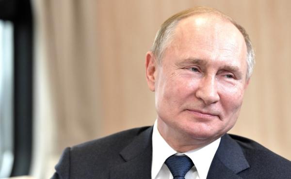 Владимир Путин подписал закон о праве кабмина замораживать цены на лекарства в случае эпидемии