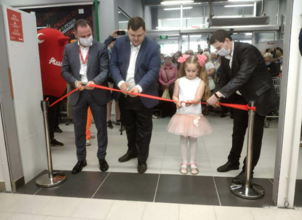 «Ашан» открыл первый супермаркет в Дедовске