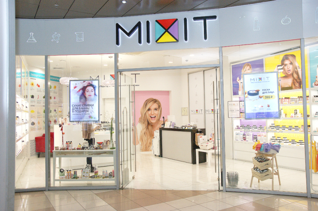 Mixit выходит на рынок fashion-ритейла с брендом спортивной одежды