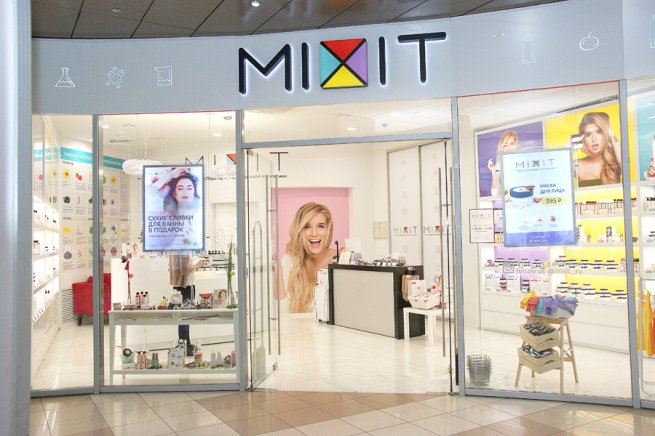 Mixit выходит на рынок fashion-ритейла с брендом спортивной одежды