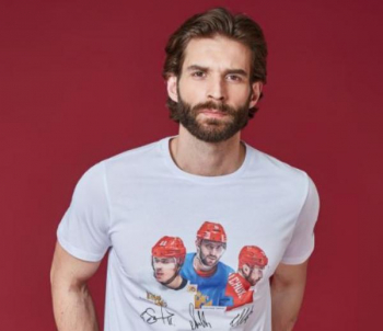 HENDERSON и Федерация хоккея России создали коллекцию футболок