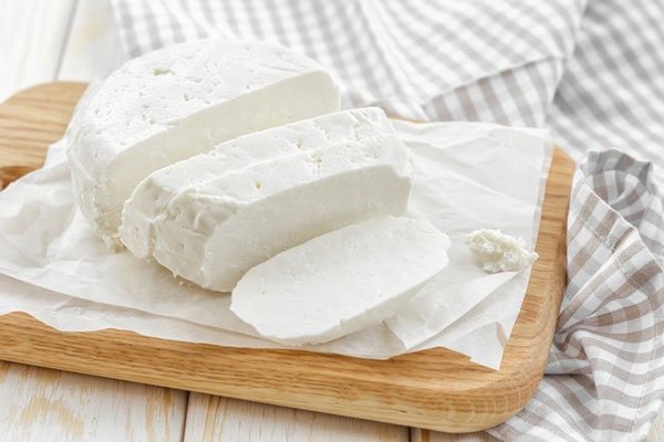 Производители предупредили об угрозе исчезновения «Адыгейского сыра» с прилавков