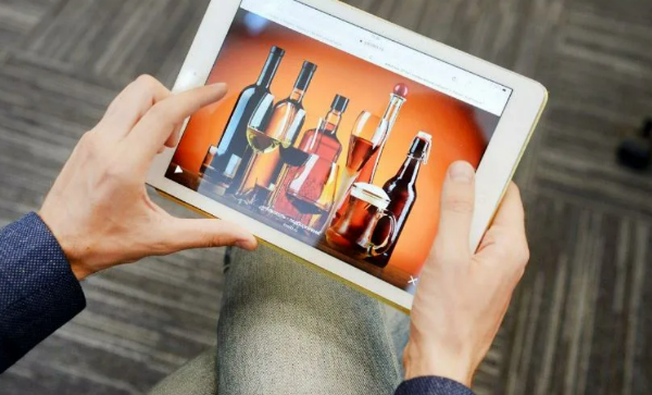 Почта России может начать эксперимент по онлайн-продаже вина уже этим летом
