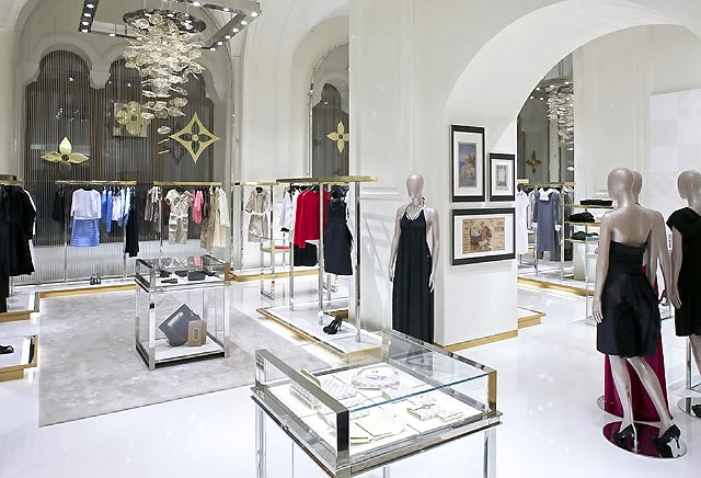 «Дочка» Louis Vuitton продаст долю в индийском ритейлере Fabindia