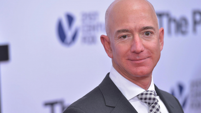 Глава Amazon Безос перестал быть самым богатым человеком в мире