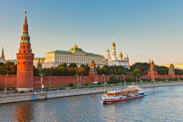 В Москве могут выделить до 15,5 млрд рублей на покрытие налогов владельцам мест торговли