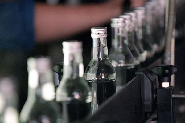 Назван самый часто подделываемый в России алкоголь