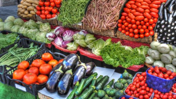 В Минпромторге проинформировали о заметном уменьшении цен на овощи