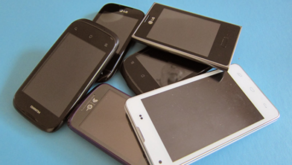 Аналитика «М.Видео-Эльдорадо»: как смартфоны конкурировали с телефонами последние 10 лет