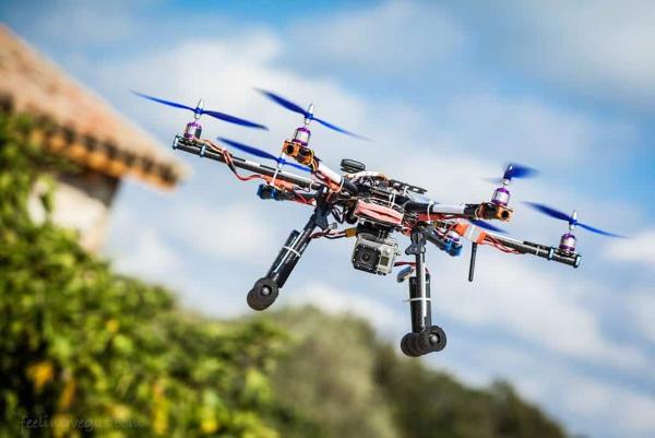 Amazon выдали разрешение на доставку посылок дронами