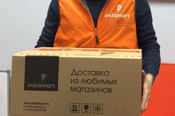 Instamart будет доставлять продукты из АШАН