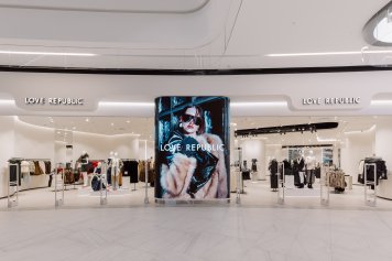 LOVE REPUBLIC открыл два новых флагманских магазина (ФОТО)