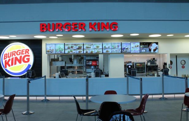 Burger King, «Шоколадницу» и «Му-му» обвиняют в установлении высоких цен в аэропортах
