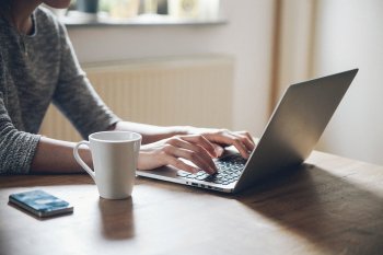 За год число желающих работать удаленно выросло на 79%