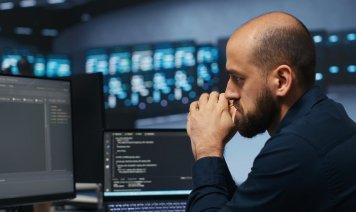 В ритейле растет потребность в специалистах по информационной безопасности и PR