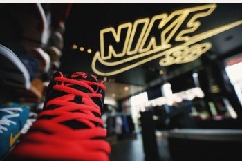 Магазины Nike продолжат работать в России