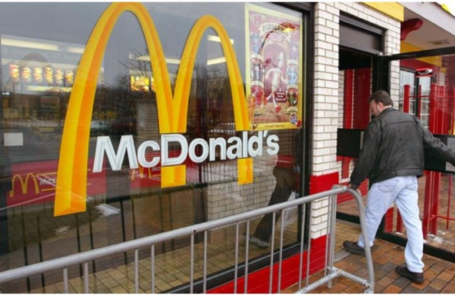 Макдоналдс откроет более 60 новых фаст-фудов в России