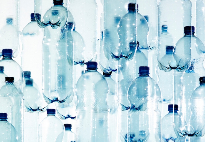 ИКЕА будет использовать в производстве собранные в московских магазинах ПЭТ-бутылки и бумажные стаканчики