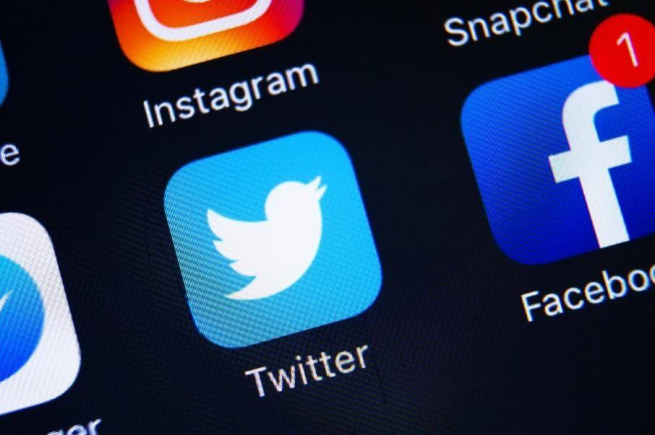 Суд оштрафовал Twitter и Facebook за отказ перенести серверы в Россию