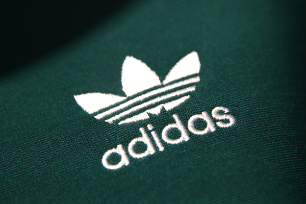 Новый владелец Decathlon в РФ подал заявку на созвучный с Adidas спортивный бренд