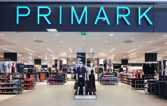 Primark снизил прогноз продаж в 2025 году Primark снизил прогноз продаж в 2025 году