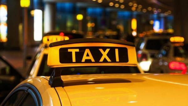Авито Работа: В России увеличился спрос на таксистов и курьеров