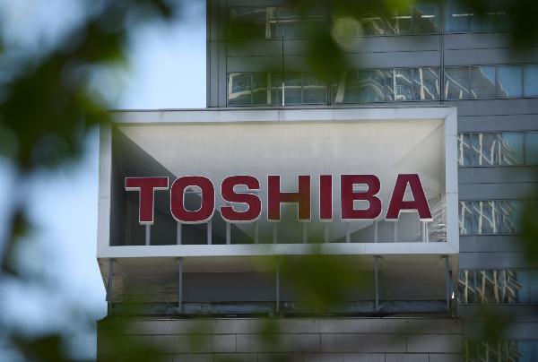 CEO Toshiba уходит в отставку