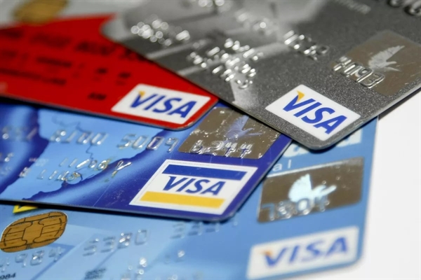 Visa введет льготы на прием карт для павильонов и минимаркетов