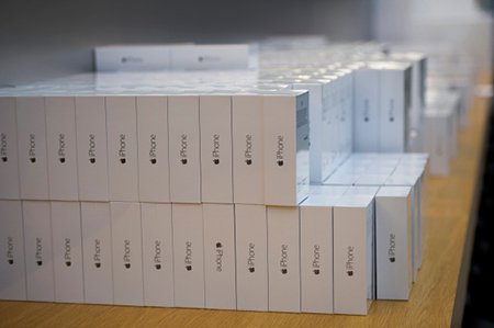 В Крыму продажи Apple продолжаются без официальных дилеров