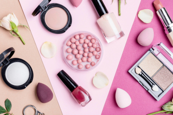 Мать блогера Лерчек зарегистрировала косметический бренд в России