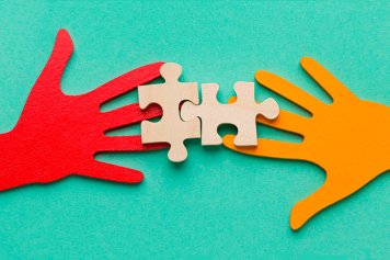 От Эрмитажа до Genshin Impact: самые интересные коллаборации российского ритейла в 2025 году