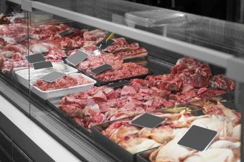 Качество мяса в магазинах устраивает 67% россиян