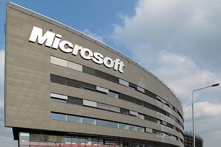 С 1 февраля Microsoft поднимет цены в России до 30%