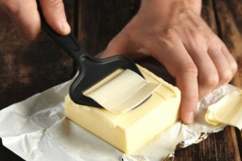 В России резко сократились продажи сливочного масла