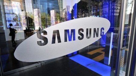 Samsung опровергла информацию о покупке BlackBerry