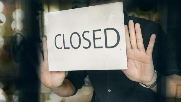 Главное за неделю: исход из РФ зарубежного бизнеса, логистические проблемы, отмена QR-кодов