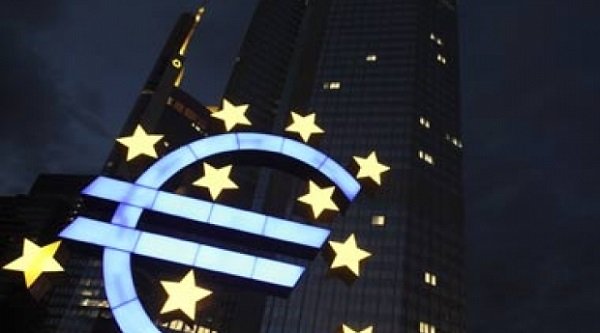 РИА: профицит торгового баланса еврозоны в декабре 2014 года вырос на 21,5%