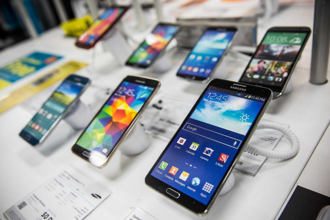 Продажи новых смартфонов в России во II квартале выросли на 76%