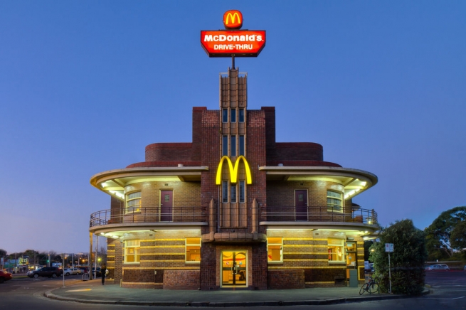 Макдоналдс откроет в России всего 50 ресторанов в 2015 году
